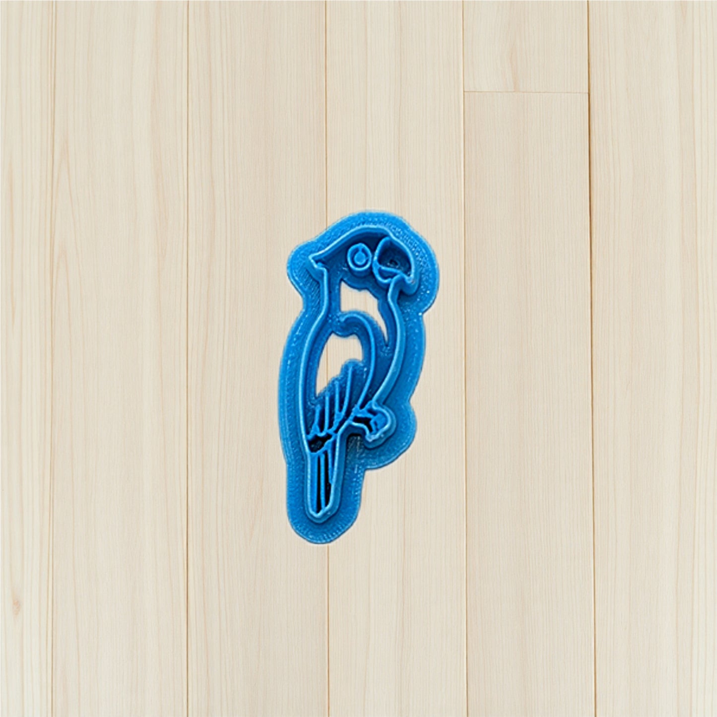 Parrot Cookie Cutter - Tropical Bird Shape: Ideal for Cookies, Ceramics, Pottery, Polymer Clay, and Fondant