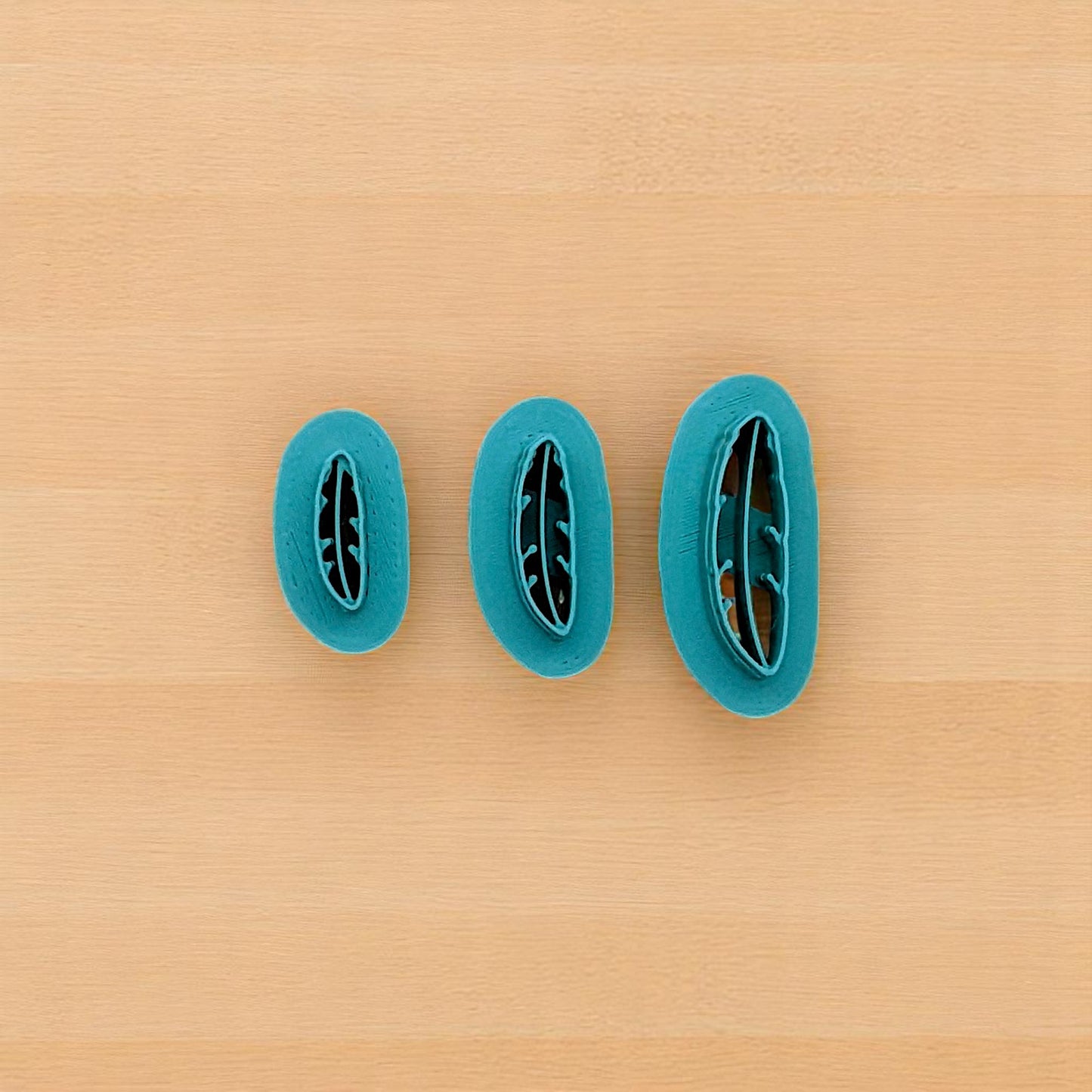Bird Feather Cutter: Versatile Tool for Cookies, Ceramics, Pottery, Polymer Clay, and Fondant