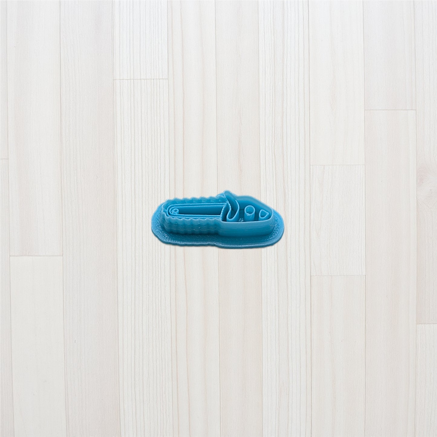 Chainsaw Cookie Cutter - Style B: Ideal for Cookies, Ceramics, Pottery, Polymer Clay, Fondant - Multi-Medium Craft & Baking Tool