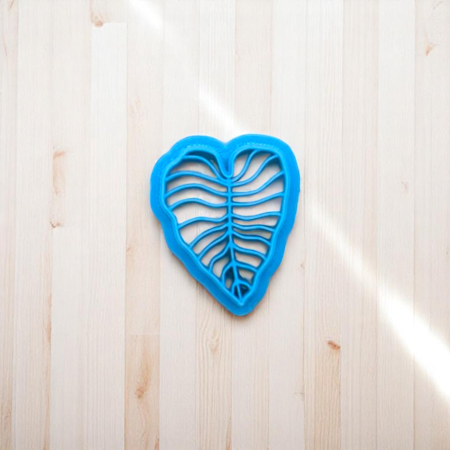 Elephant Ear Tropical Leaf Cookie Cutter: Ideal for Cookies, Ceramics, Pottery, Polymer Clay, & Fondant