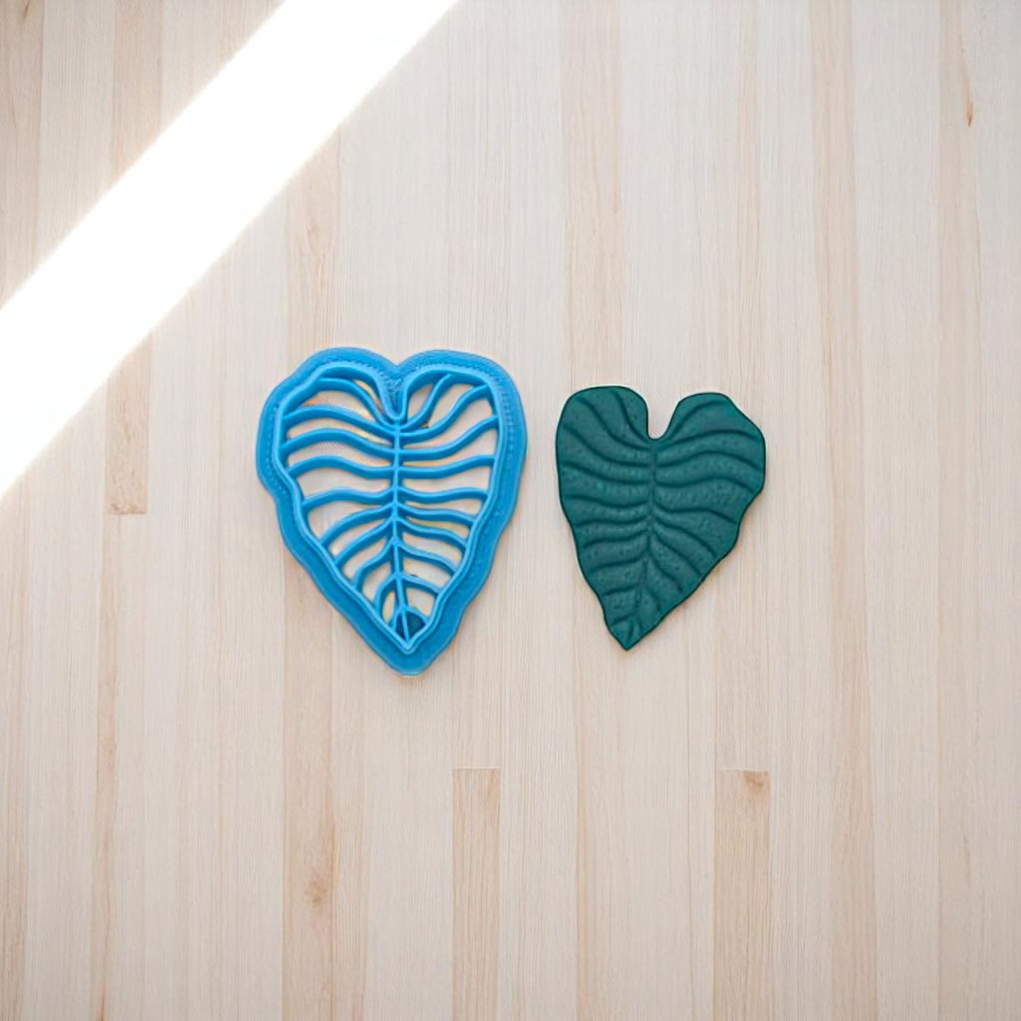 Elephant Ear Tropical Leaf Cookie Cutter: Ideal for Cookies, Ceramics, Pottery, Polymer Clay, & Fondant
