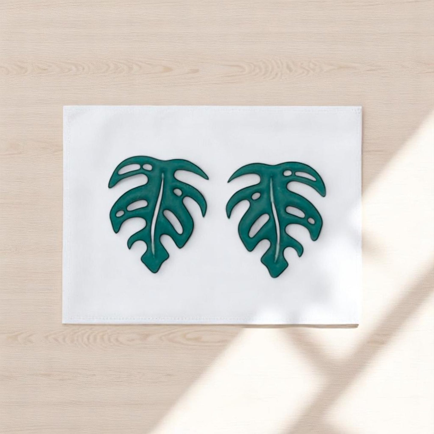 Tropical Monstera Leaf with Holes Cookie Cutter: Ideal for Cookies, Ceramics, Pottery, Polymer Clay, and Fondant