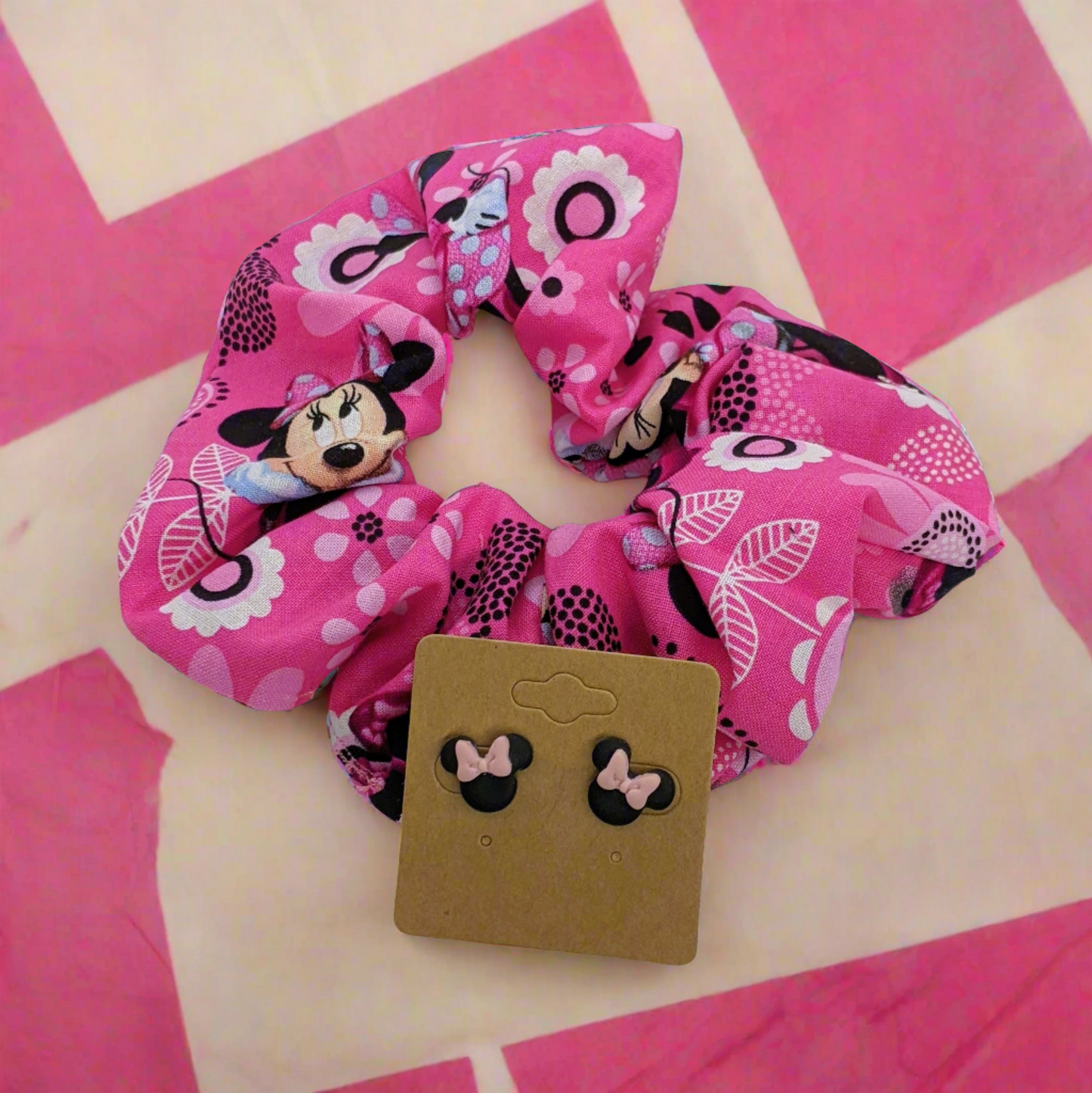 Pink Minnie Mouse Earrings & Ponytail Scrunchie Accessory Set