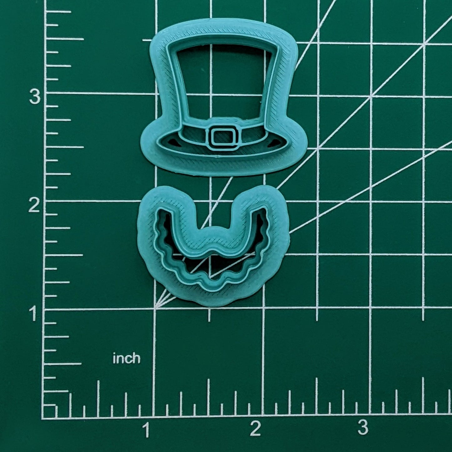 Leprechaun Top Hat and Beard 2 Piece Cutter Set