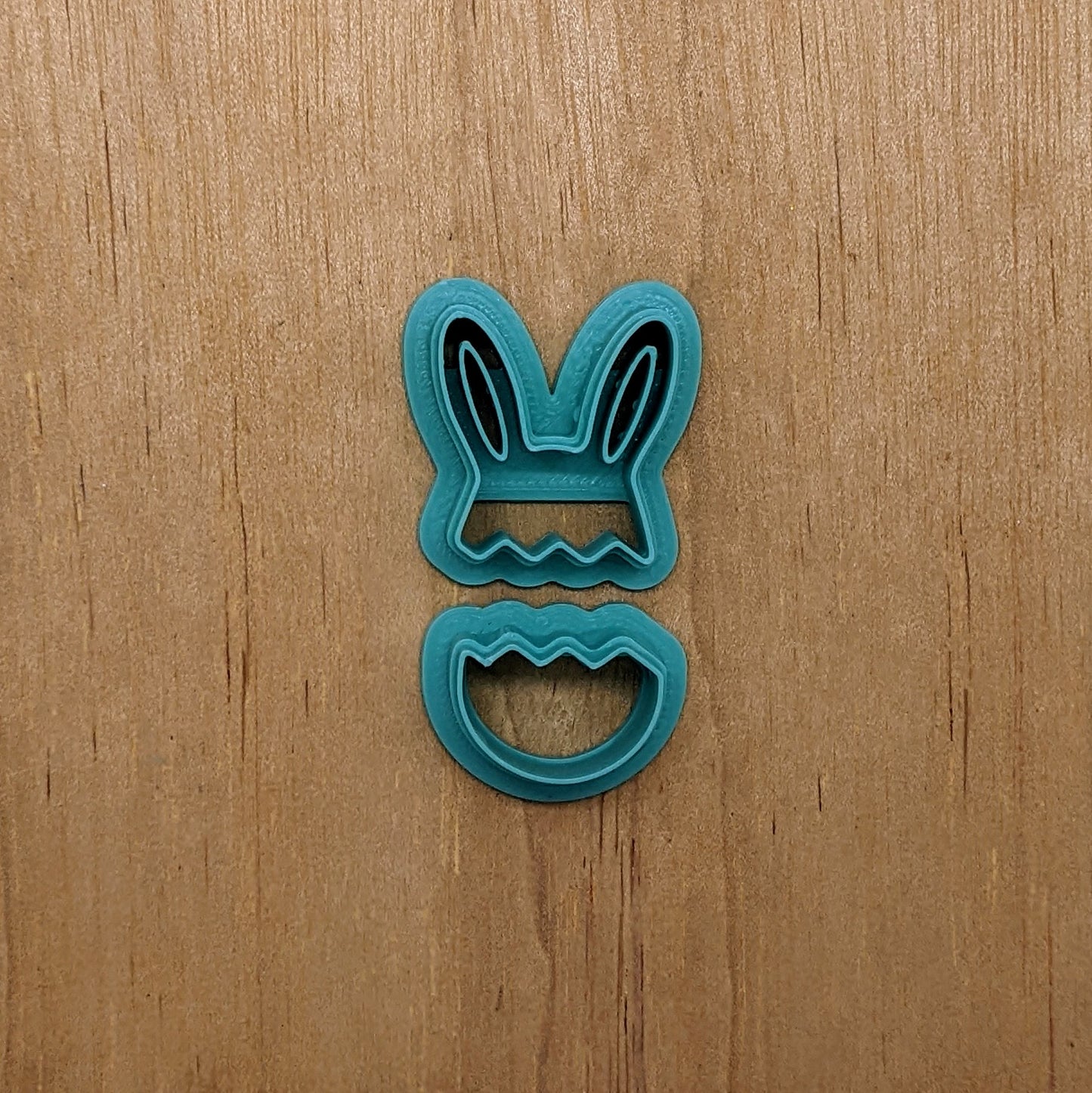 Bunny Ears Cracked Egg 2 Piece Cutter Set
