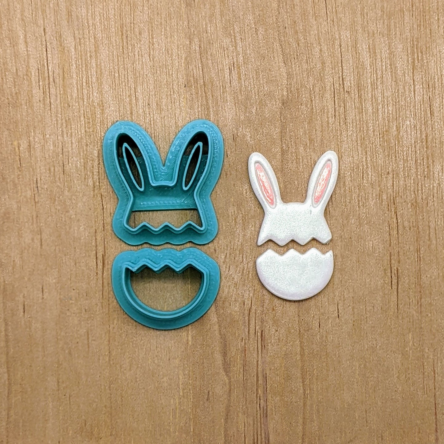 Bunny Ears Cracked Egg 2 Piece Cutter Set
