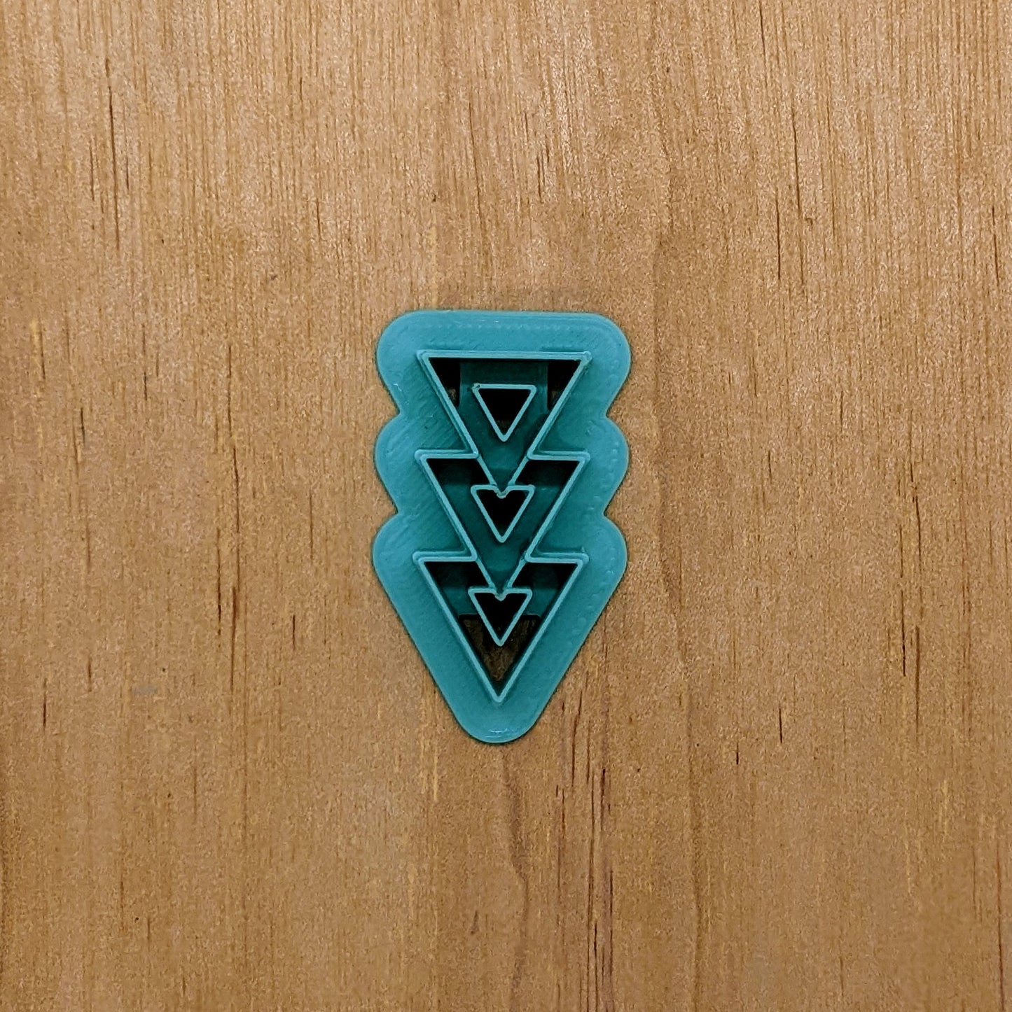 Triangle Rings Cutter: Ideal for Ceramics, Pottery, Polymer Clay & Fondant