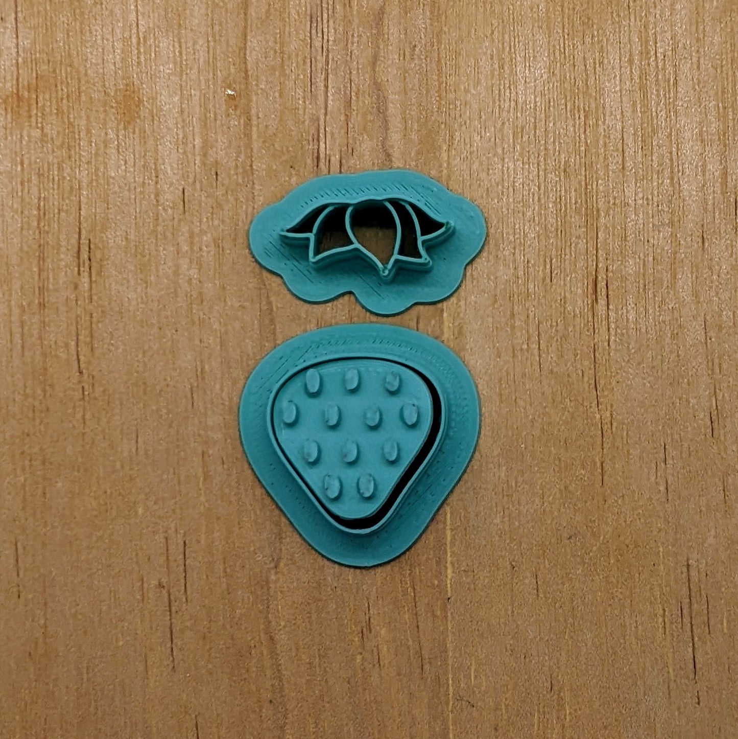 Strawberry Delight 3-Piece Cutter & Stamp Set: Ideal for Cookies, Ceramics, Pottery, Polymer Clay, Fondant, and More