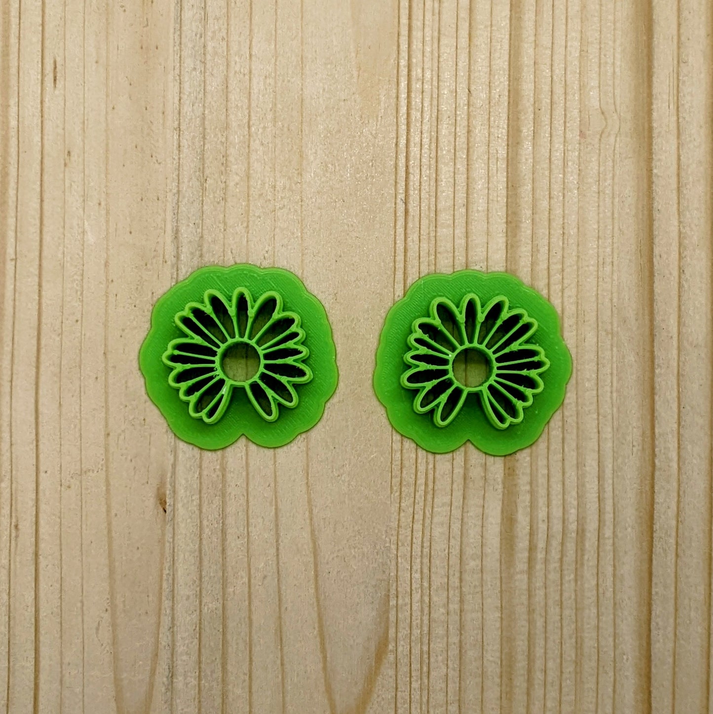 Daisy Flower with Missing Petal Cookie Cutter for Ceramics, Pottery, Polymer Clay, Fondant - Multi-Medium Craft & Baking Tool