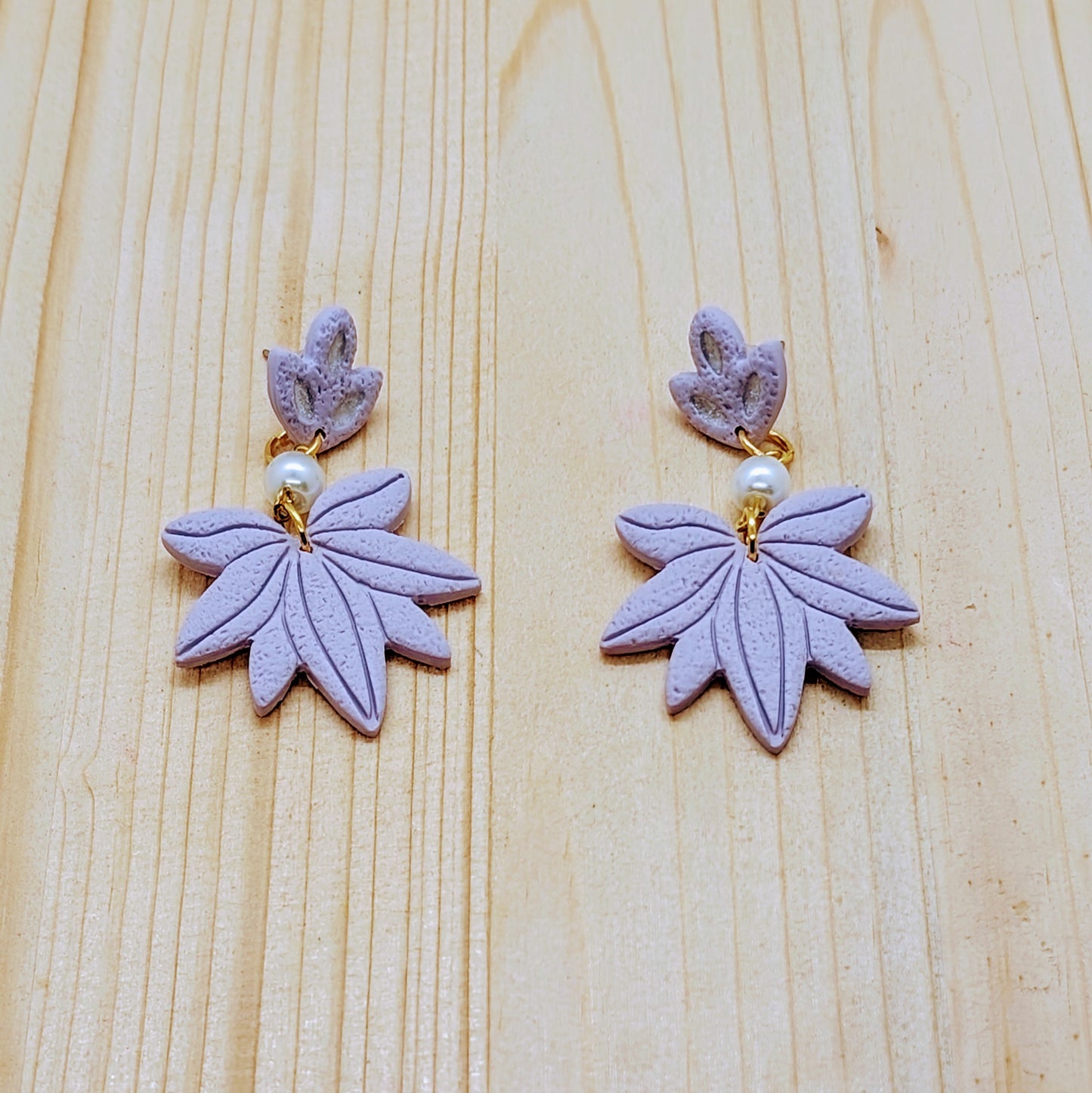 Seedling Bloom Cookie Cutter: Ideal for Cookies, Ceramics, Pottery, Polymer Clay, Fondant, and More