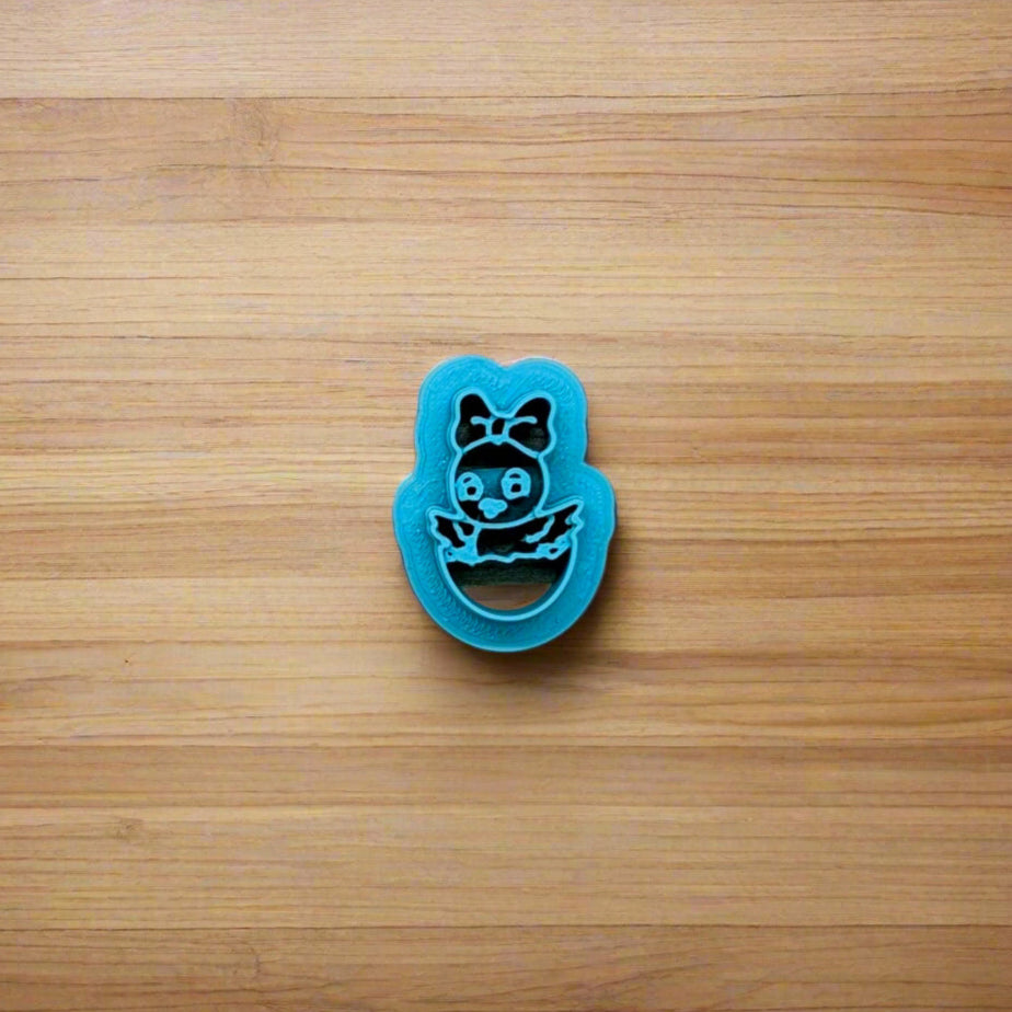 Hatching Baby Chick with Bow Cookie Cutter: Idea for Cookies, Ceramics, Pottery, Polymer Clay, Fondant