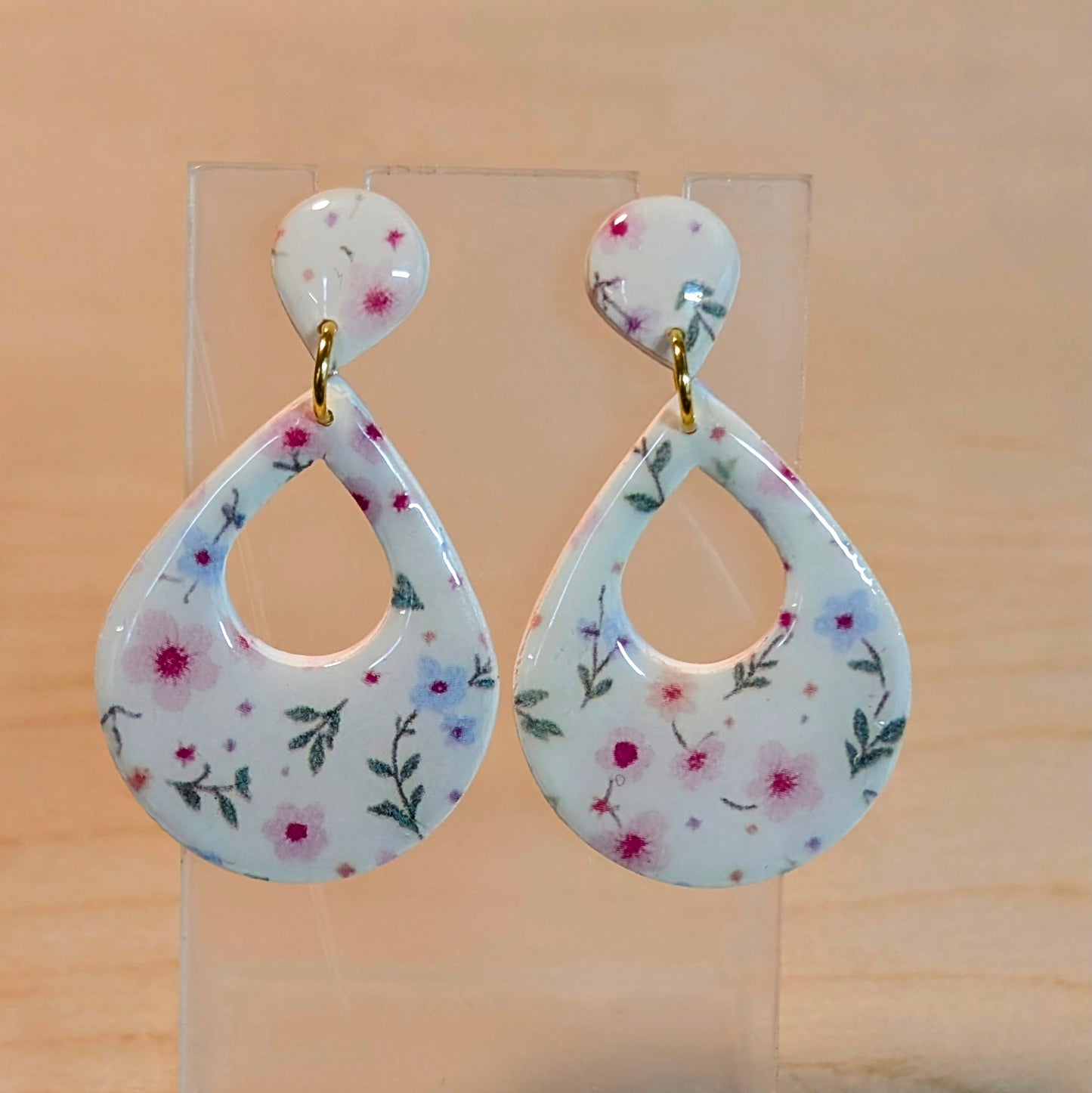 Dewdrop Delight Hoop Cutter: Ideal for Ceramics, Pottery, Polymer Clay, and Fondant