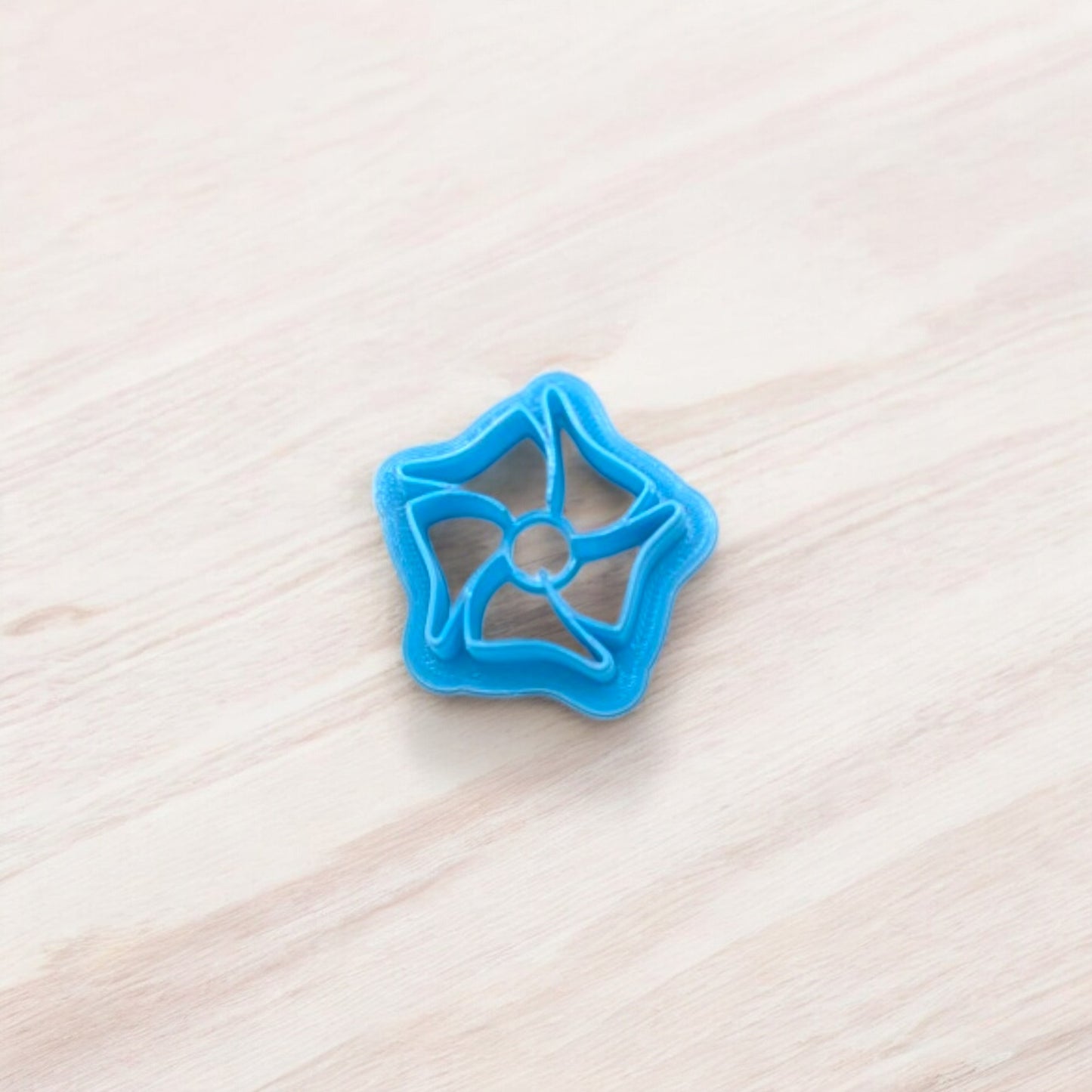 5 Blade Pinwheel Cutter for Cookies, Ceramics, Pottery, Polymer Clay, Fondant - Multi-Medium Craft & Baking Tool
