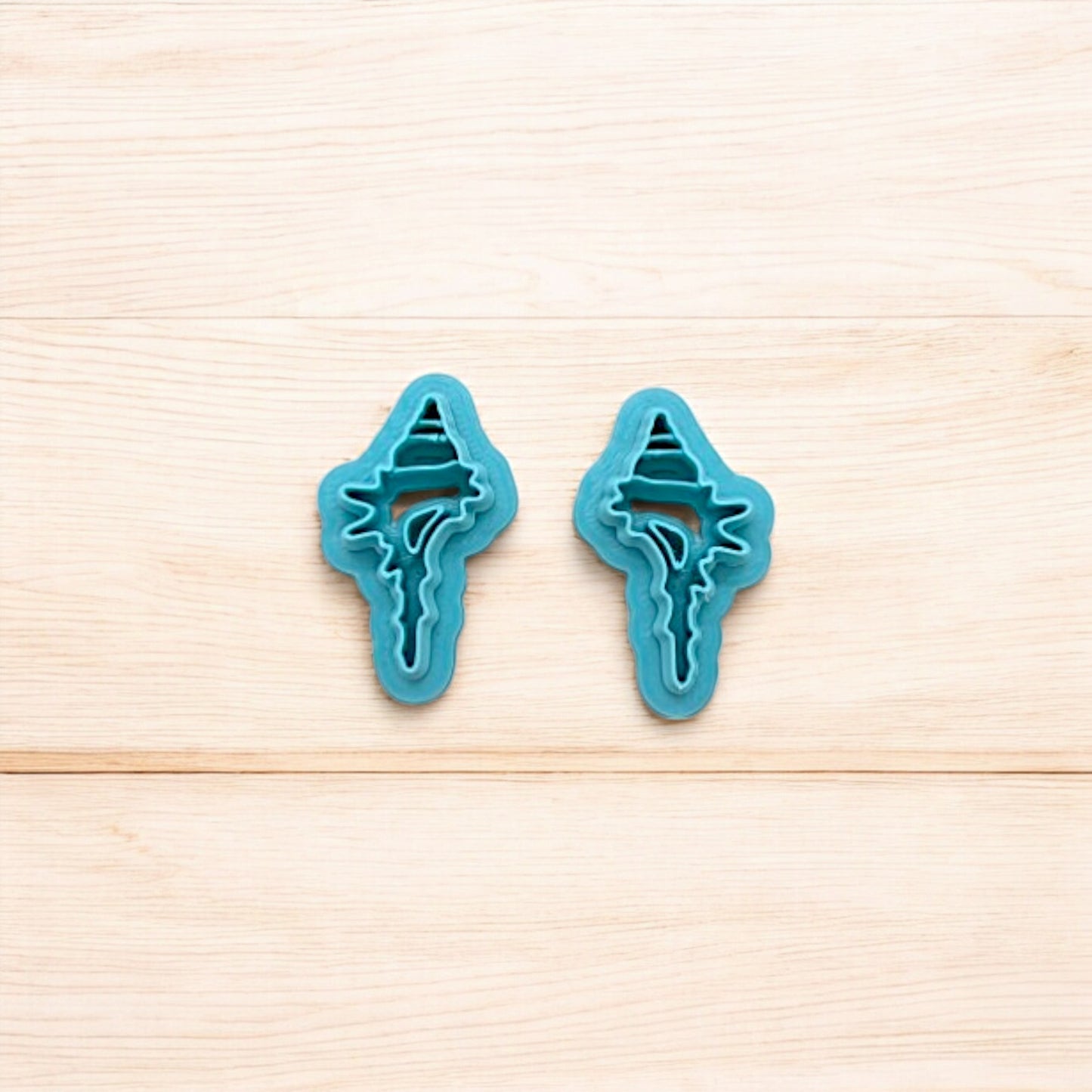 Spiked Lace Murex Seashell Cutter: Ideal for Ceramics, Pottery, Polymer Clay, and Fondant