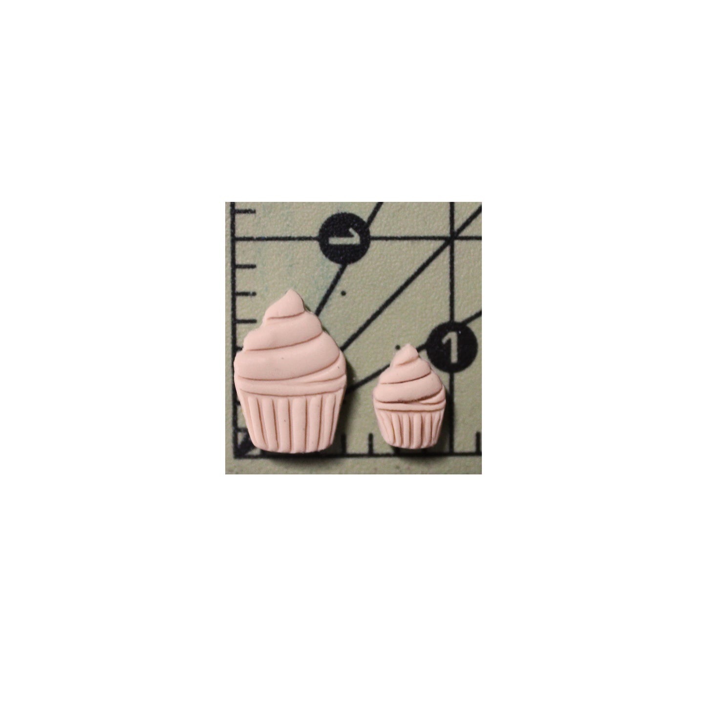 Cupcake Cookie Cutter: Ideal for Cookies, Ceramics, Pottery, Polymer Clay, and Fondant