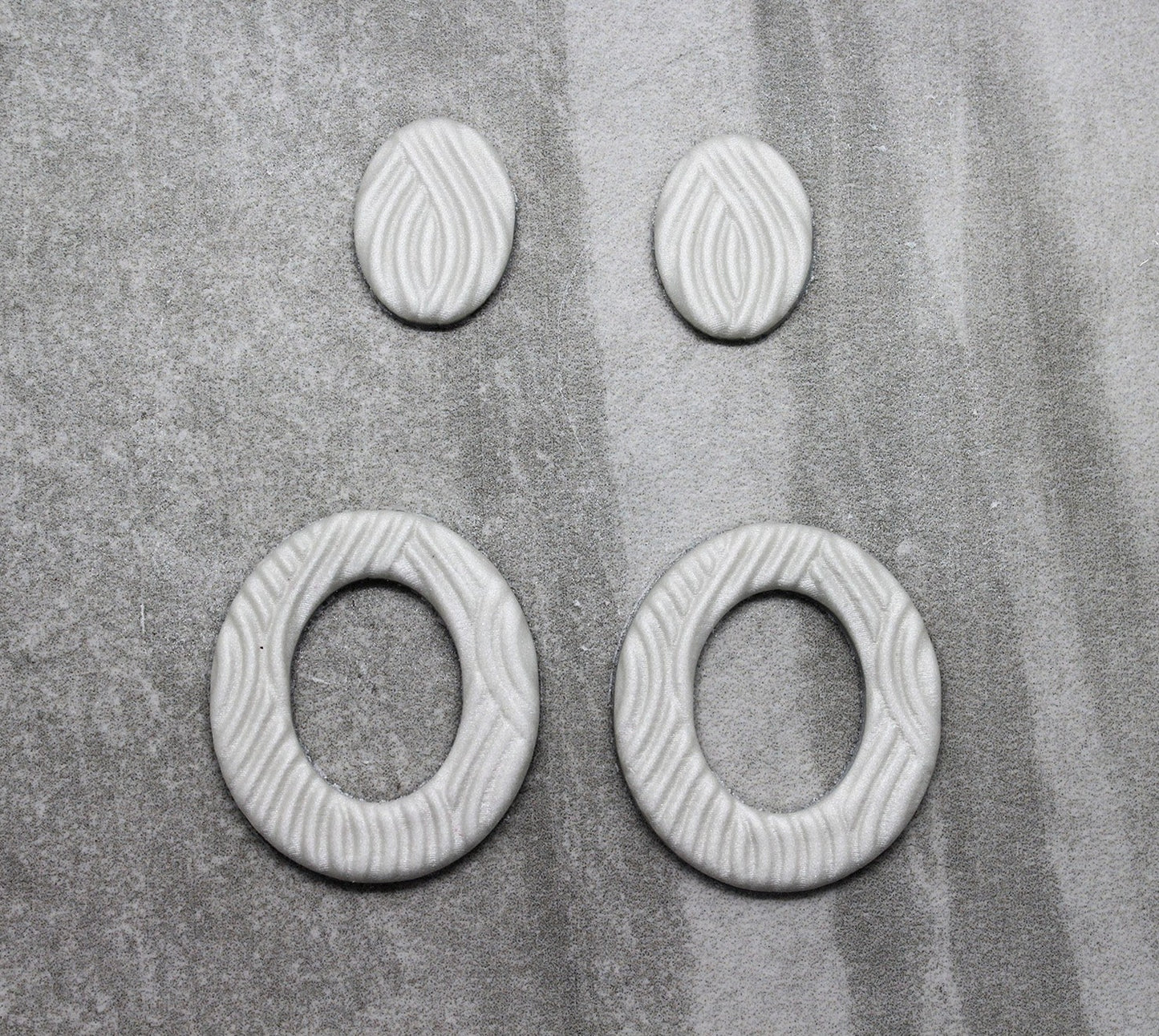 Wide Oval Donut Cutter: Versatile Tool for Ceramics, Pottery, Cookies, Polymer Clay, Fondant & More