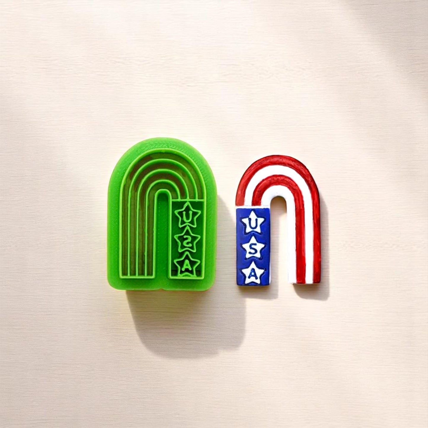 USA Stars & Stripes Freedom Rainbow Cookie Cutter - Ideal for Ceramics, Pottery, Cookies, Polymer Clay, Fondant, and More