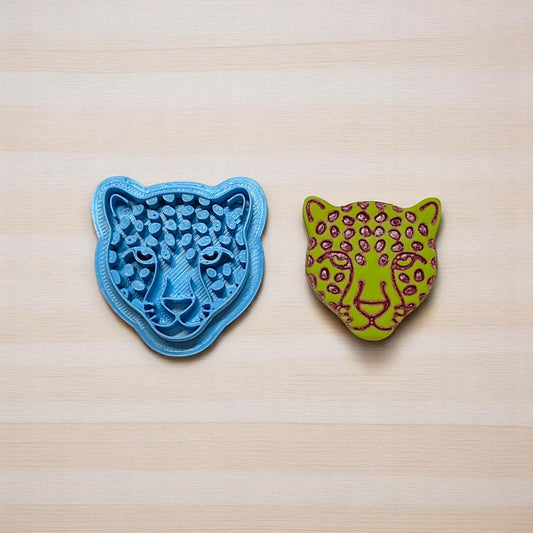 Speckleburst Cheetah Head Cookie Cutter: Ideal for Cookies, Ceramics, Pottery, Polymer Clay, Fondant - Multi-Medium Craft & Baking Tool