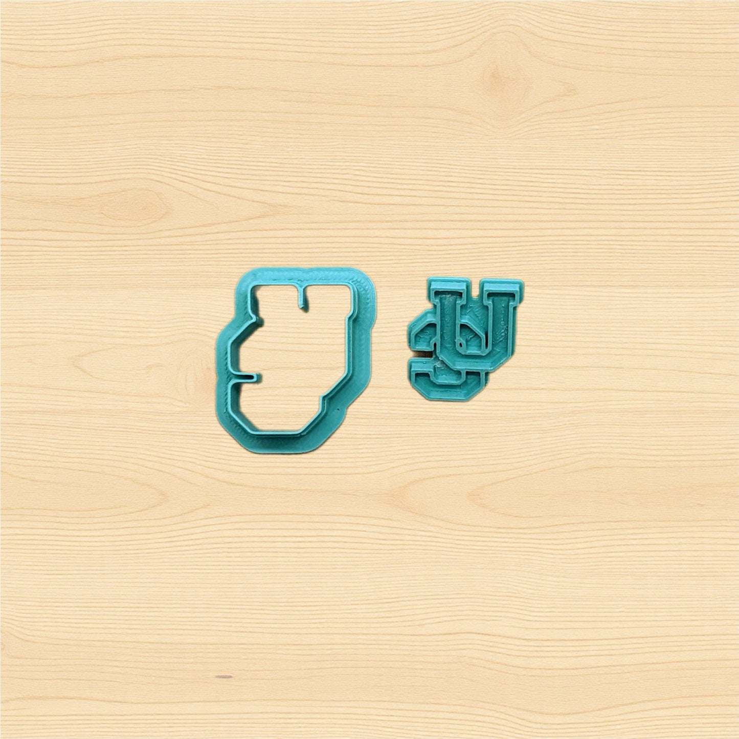 Cincinnati Bearcats UC Cookie Cutter & Stamp Set Ideal for Cookies, Ceramics, Pottery, Polymer Clay, and Fondant