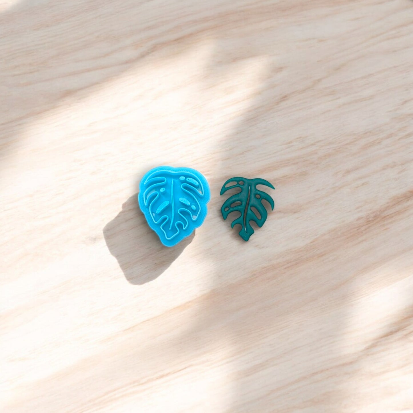 Tropical Monstera Leaf with Holes Cookie Cutter: Ideal for Cookies, Ceramics, Pottery, Polymer Clay, and Fondant