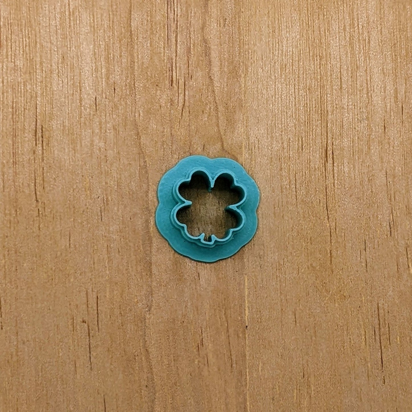 Four Leaf Clover Cookie Cutter: Ideal for Cookies, Ceramics, Pottery, Polymer Clay, and Fondant
