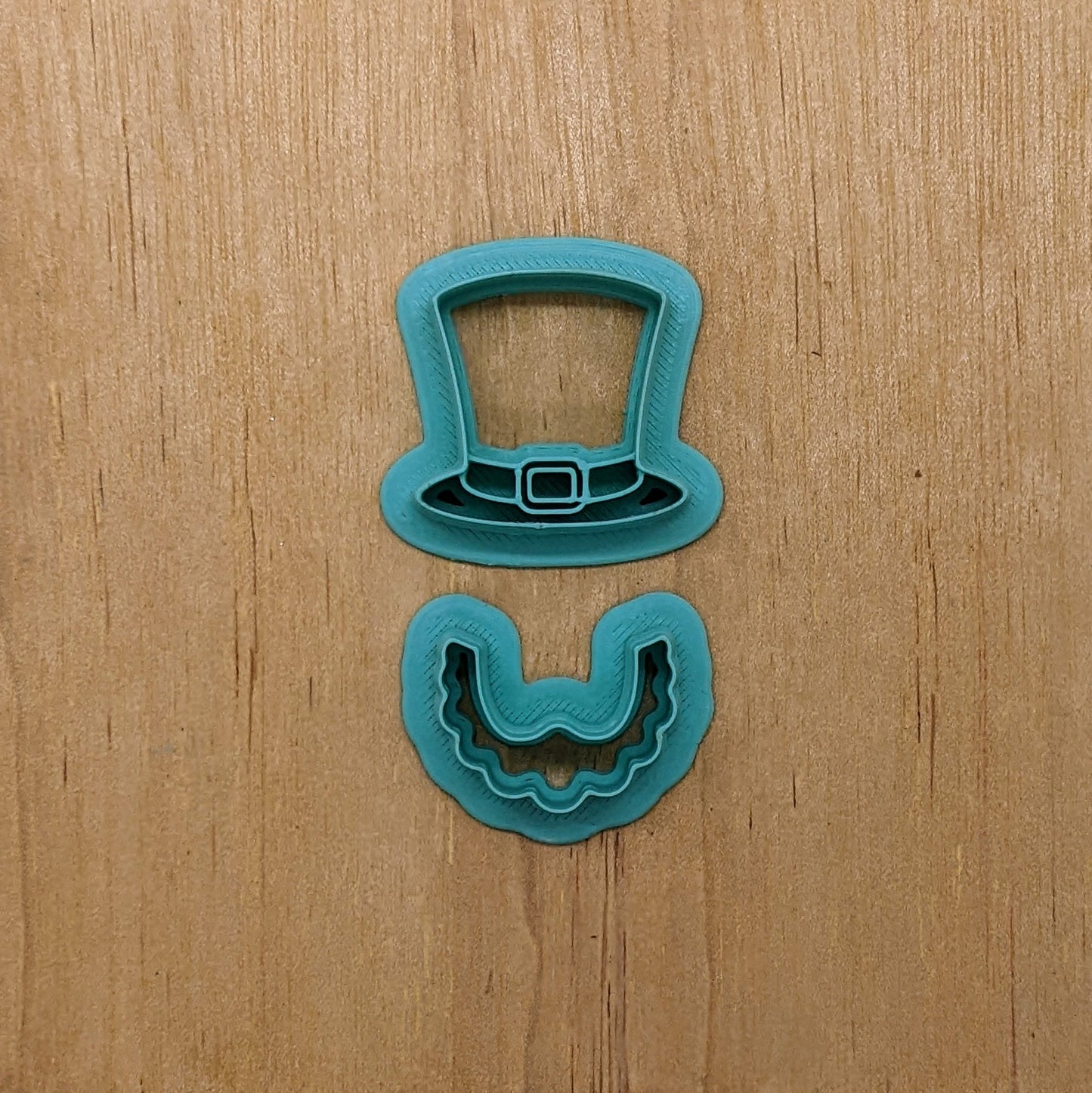 Leprechaun Top Hat and Beard 2 Piece Cutter Set