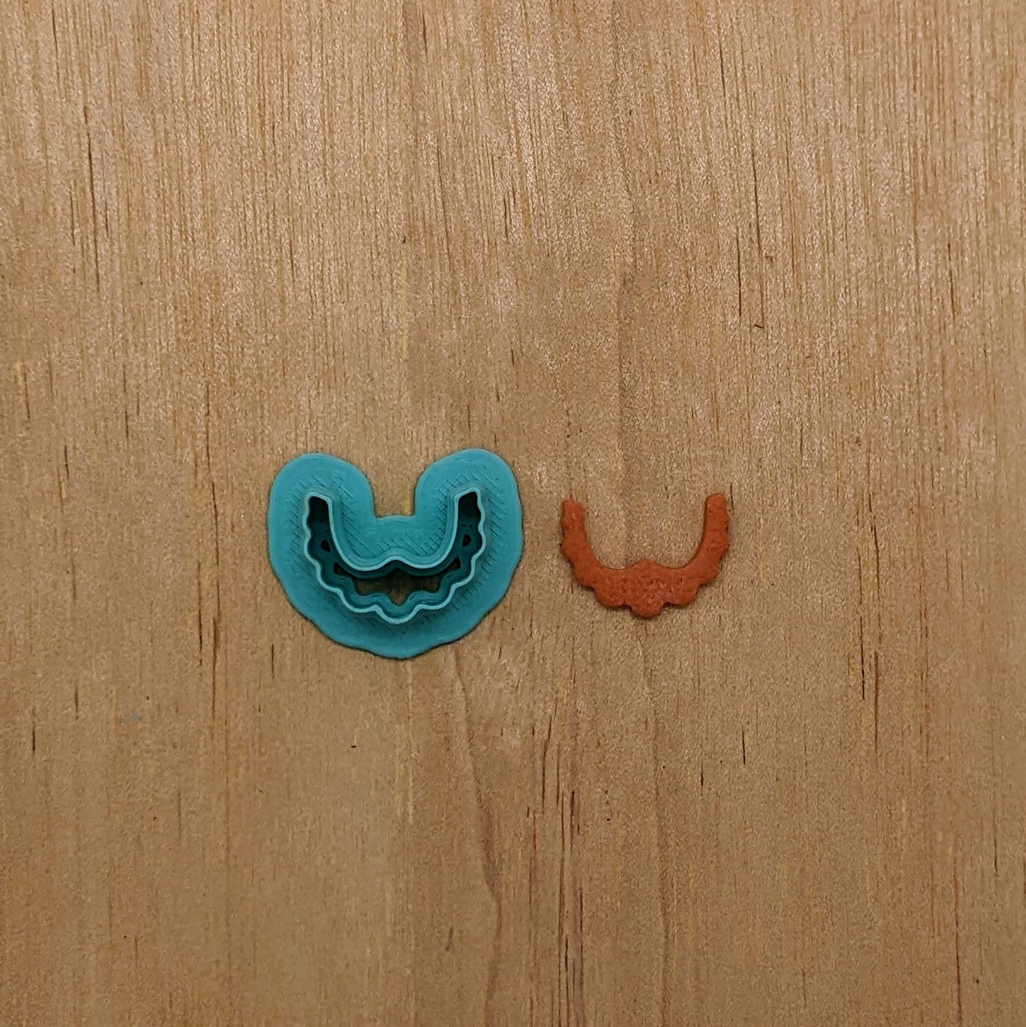 Leprechaun Top Hat and Beard 2 Piece Cutter Set