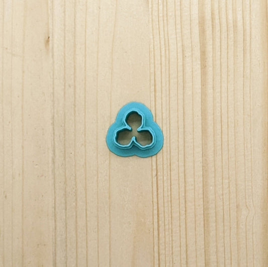 Poppy Flower Petals Fondant Cutter: Ideal for Ceramics, Pottery, Polymer Clay, and Fondant