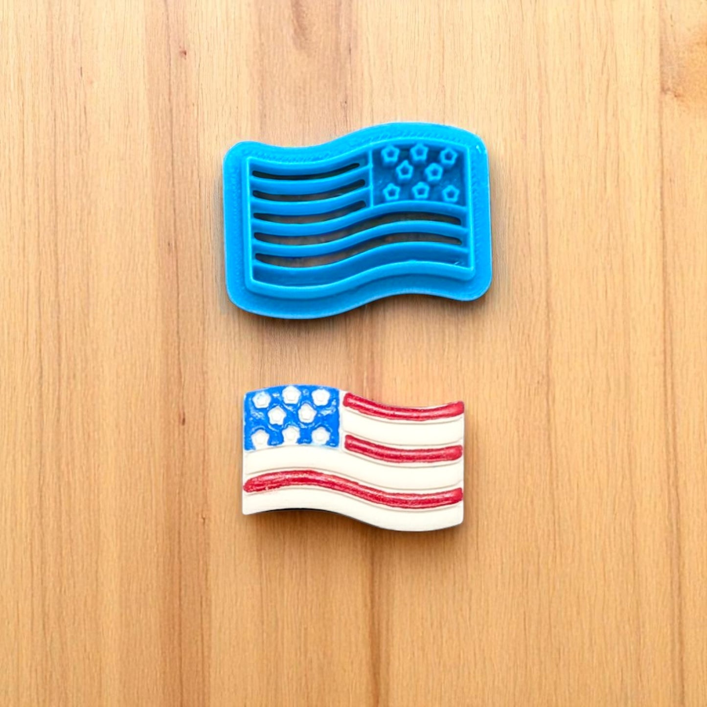 Waving USA Flag Cookie Cutter for Cookies, Ceramics, Pottery, Polymer Clay, Fondant - Multi-Medium Craft & Baking Tool