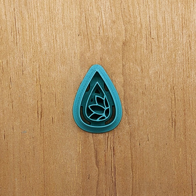 Floral Teardrop Cutter