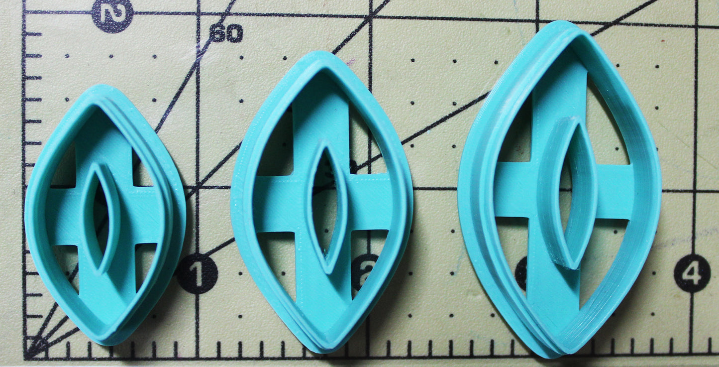 Leaf-Shaped Donut Cutter: Ideal for Cookies, Ceramics, Pottery, Polymer Clay, & Fondant